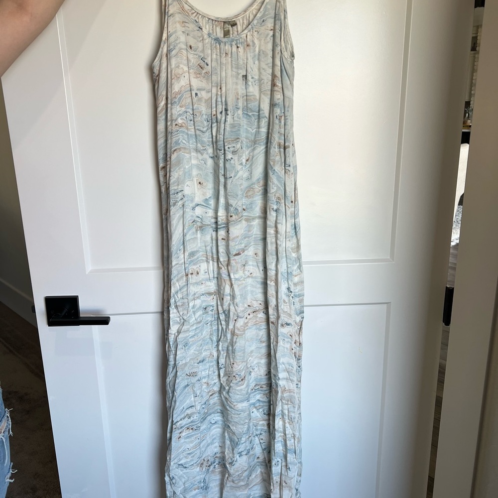 Mono B Marble Pattern Maxi Dress in Blue and Cream